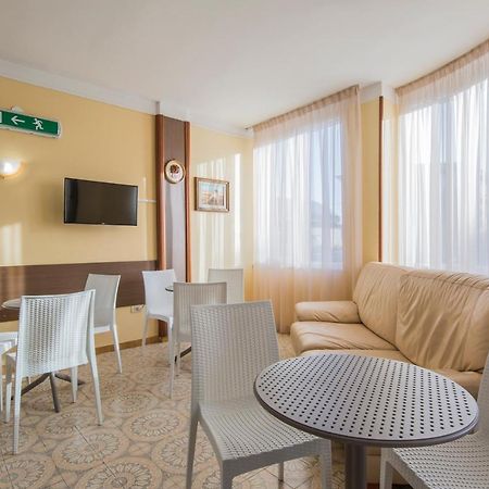 Hotel Rosy Battipaglia Exterior photo