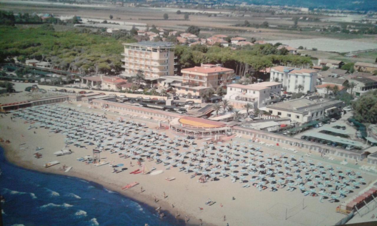 Hotel Rosy Battipaglia Exterior photo