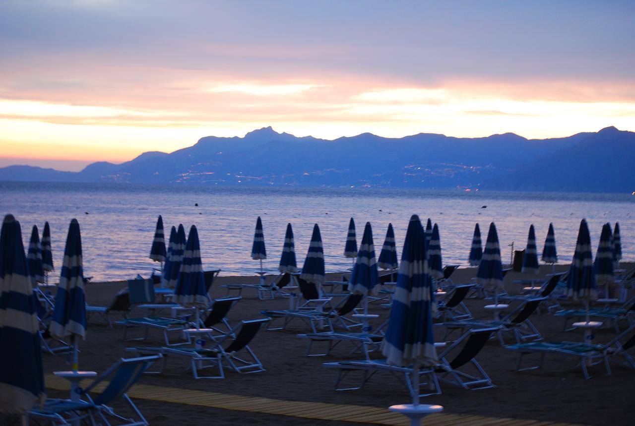 Hotel Rosy Battipaglia Exterior photo