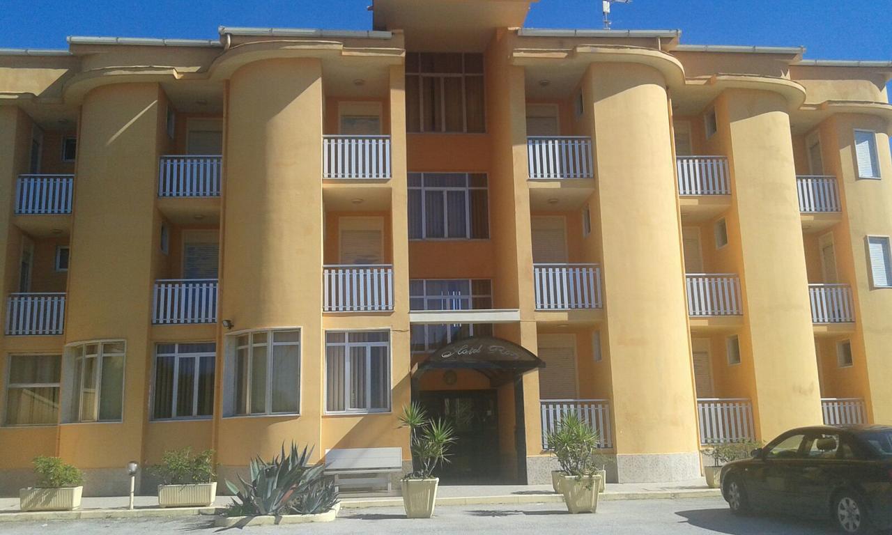 Hotel Rosy Battipaglia Exterior photo